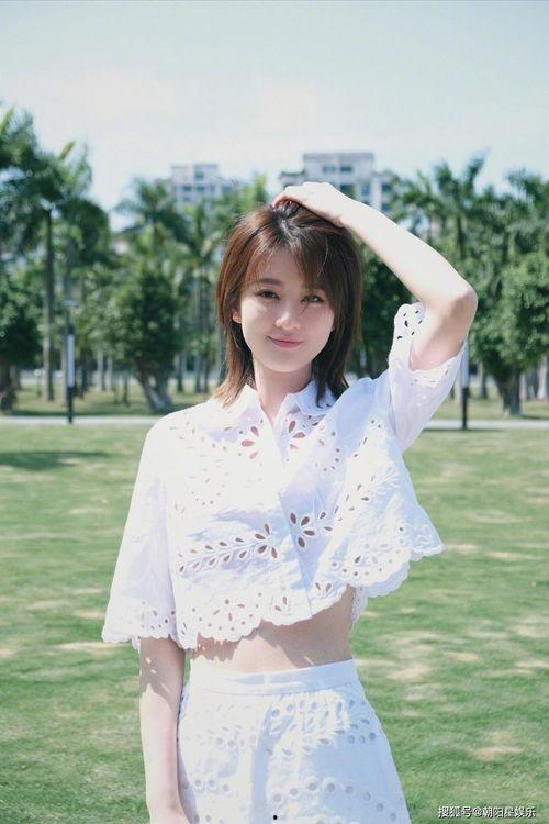 娱乐吃瓜酱和毒舌扒姨太,揭秘娱乐圈背后的真相与笑料  第1张